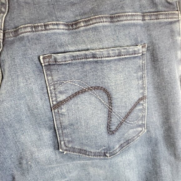 Lee Platinum LabelMidrise Fit Barely Boot 16W Medium Womens Pull On Jeans - Picture 9 of 11